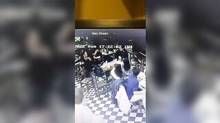 Restaurant Brawl!